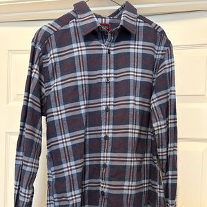 Untuckit Button-Up Shirt Great Condition